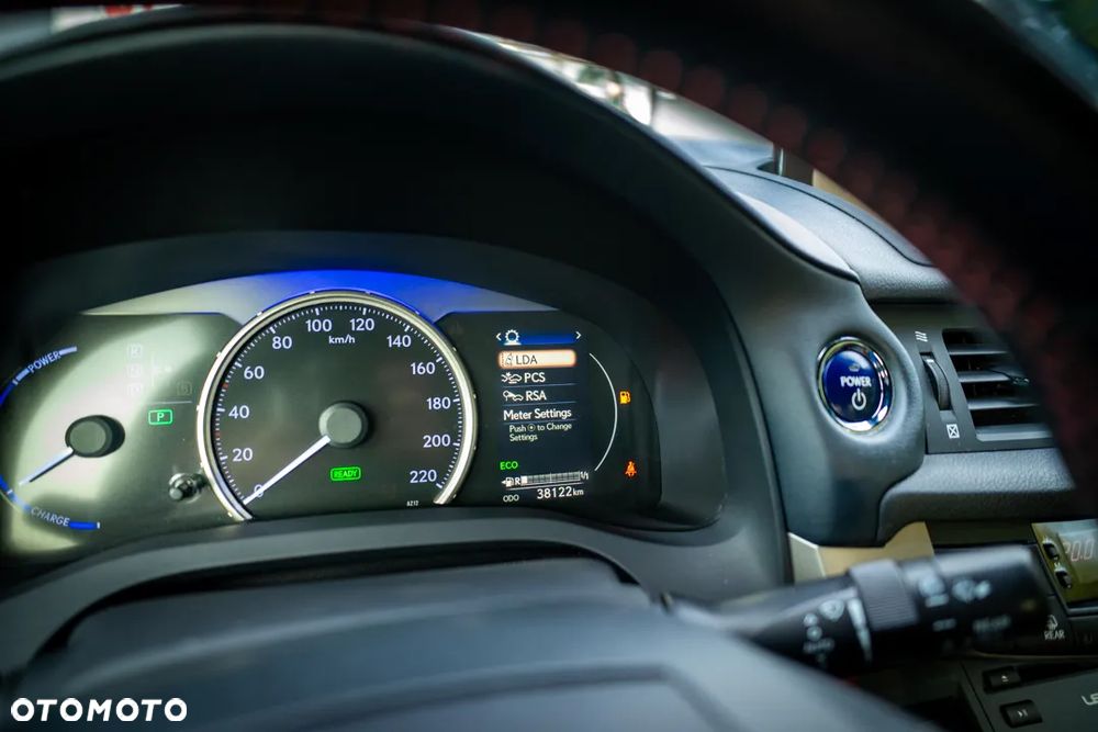 Lexus CT 200h F Sport EU6 - 32