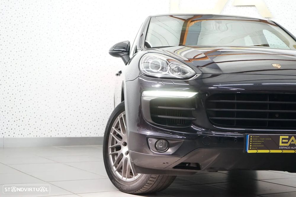 Porsche Cayenne 3.0 V6 - 6