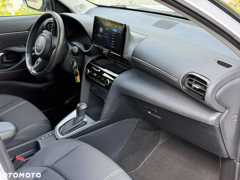 Toyota Yaris Cross Hybrid 1.5 Comfort - 21