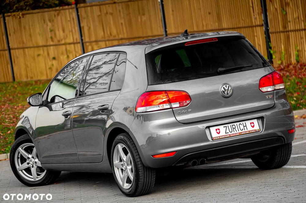 Volkswagen Golf 1.4 TSI Highline - 17
