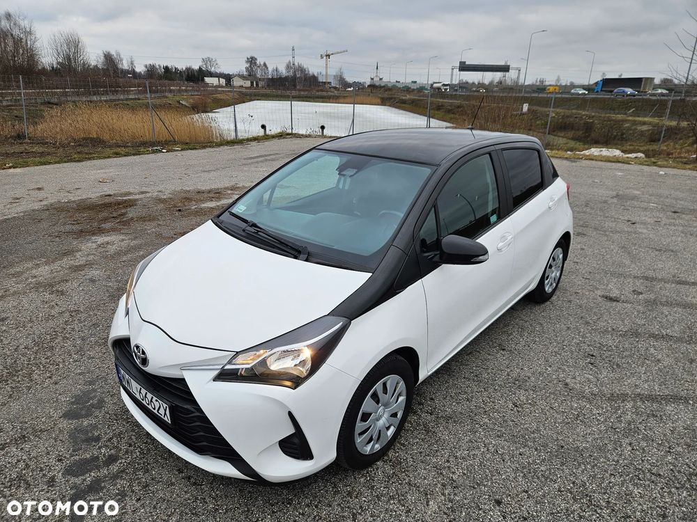 Toyota Yaris 1.5 Active - 2