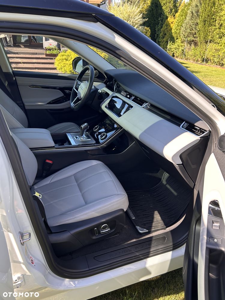 Land Rover Range Rover Evoque - 24