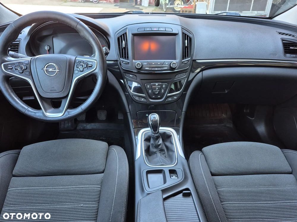 Opel Insignia - 8
