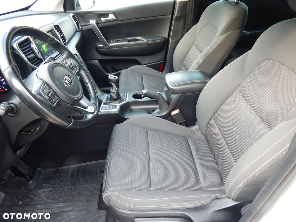 Kia Sportage 1.6 GDI Business Line 2WD - 16