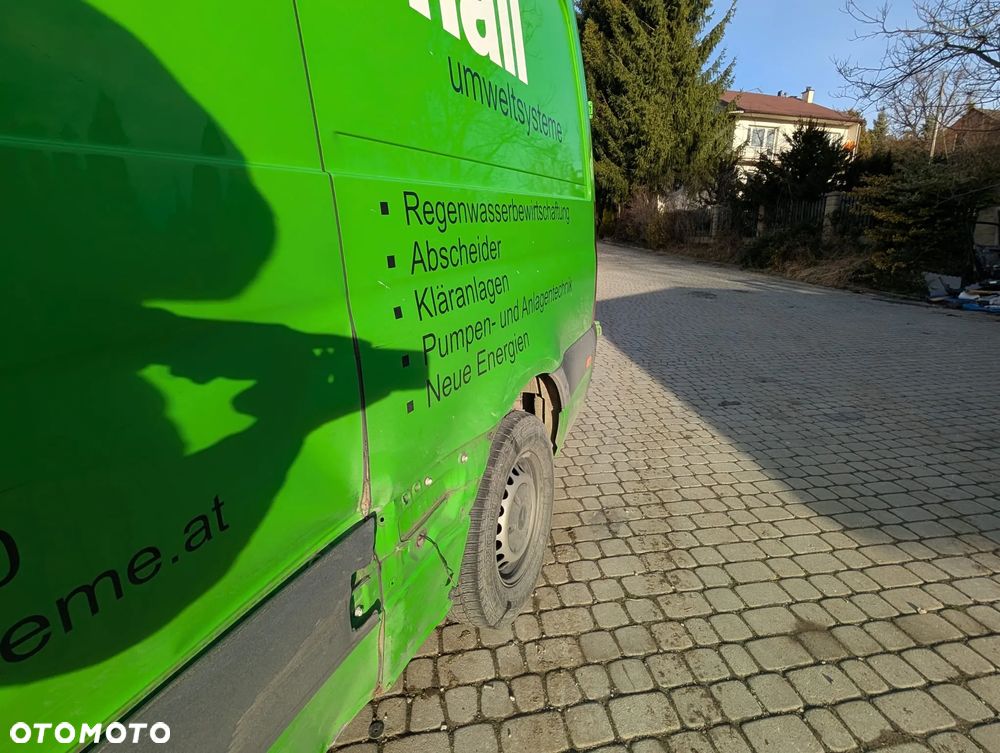 Mercedes-Benz Sprinter - 10