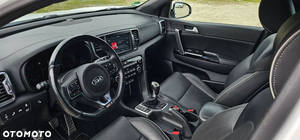 Kia Sportage 2,0 CRDI AWD GT Line - 7