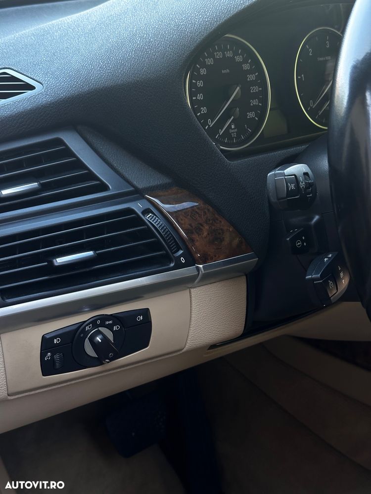 BMW X5 xDrive30d - 13