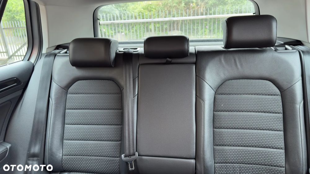Volkswagen Golf 1.4 TSI BMT Highline DSG - 22