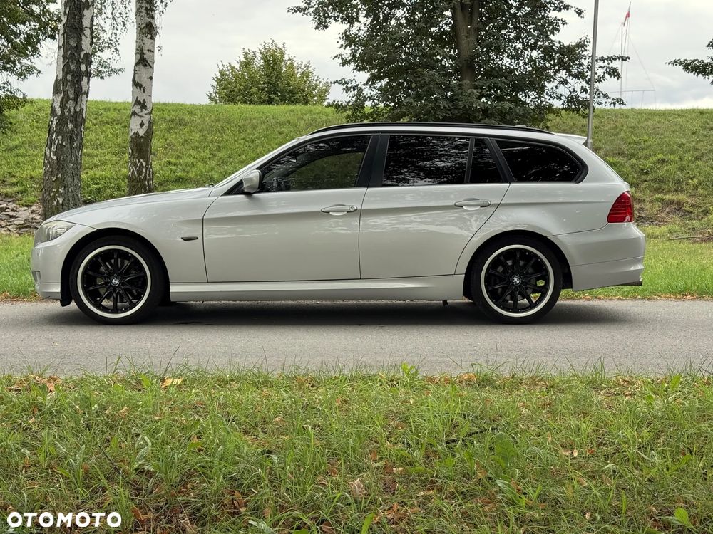 BMW Seria 3 318d - 3
