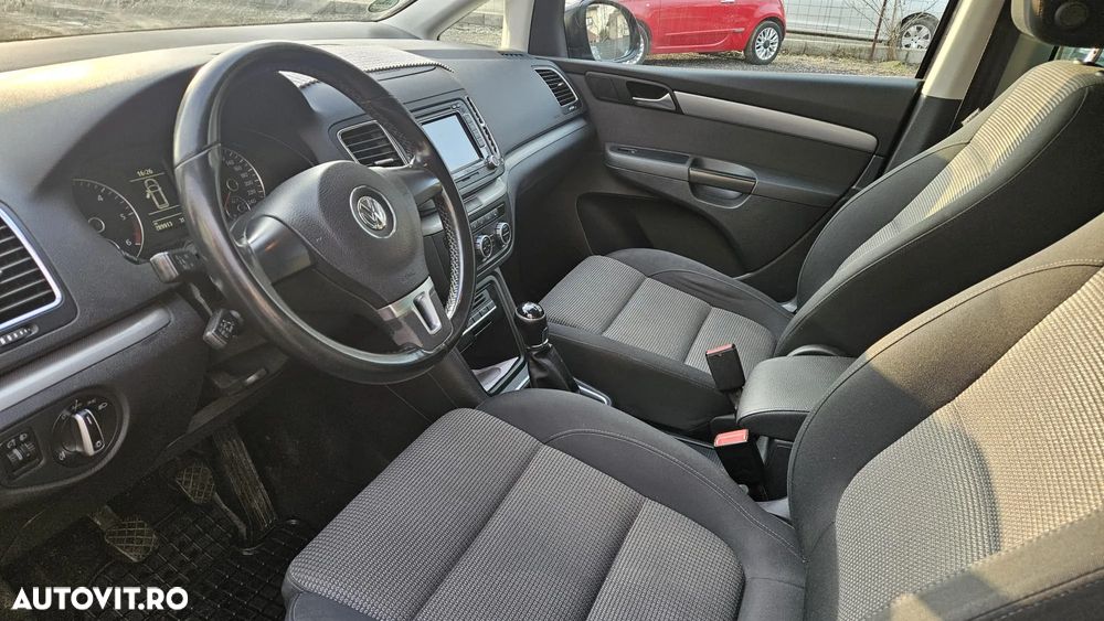 Volkswagen Sharan 2.0 TDI 4MOTION BlueMotion Technology Comfortline - 10