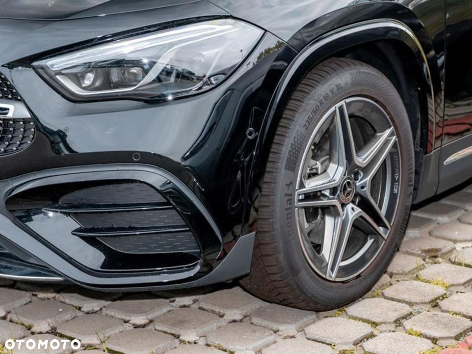 Mercedes-Benz GLA 200 mHEV AMG Line 7G-DCT - 16