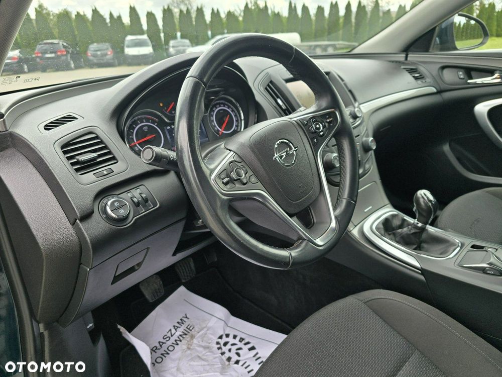 Opel Insignia - 16