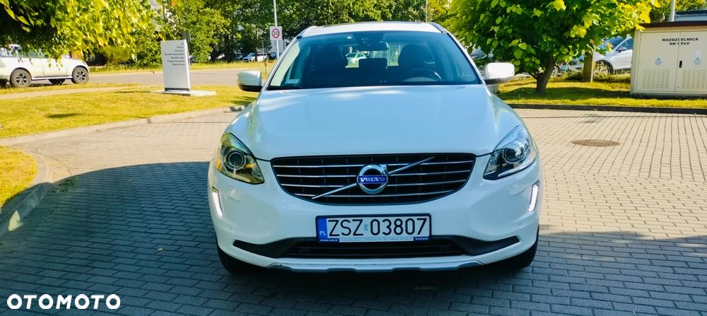 Volvo XC 60 D5 AWD Ocean Race - 34