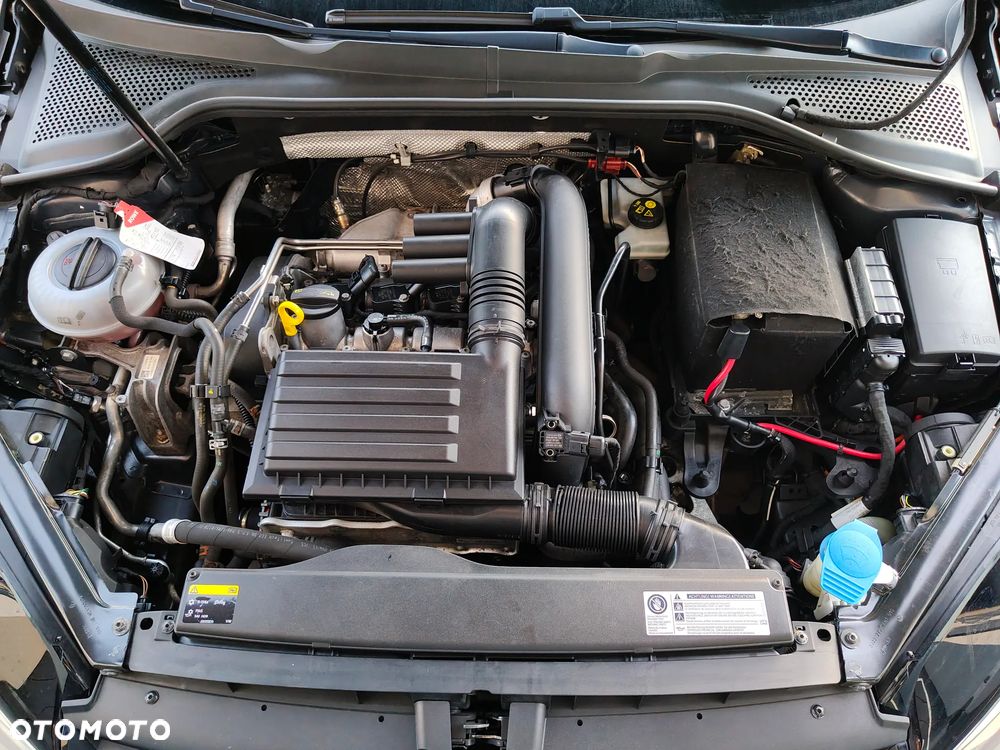 Volkswagen Golf 1.4 TSI BMT Comfortline Perfectline - 37