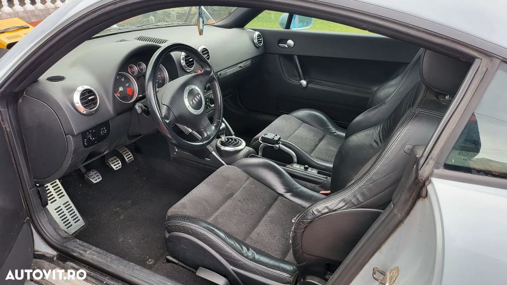 Audi TT 1.8 T quattro - 7