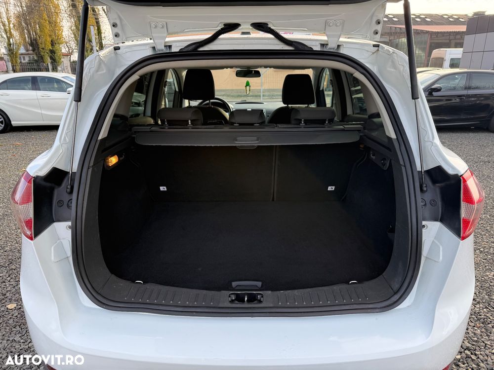 Ford Kuga 2.0 TDCi 4x4 Titanium - 19