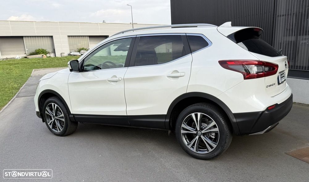 Nissan Qashqai 1.5 dCi N-Connecta - 16
