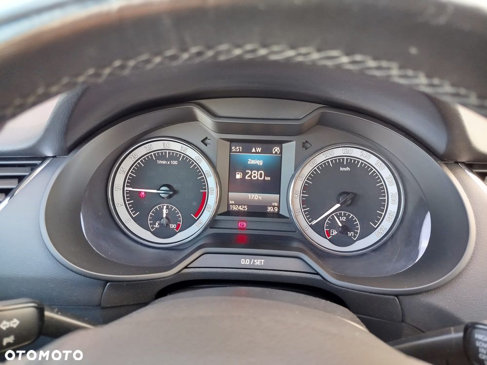 Skoda Octavia 1.6 TDI Premium Edition - 10
