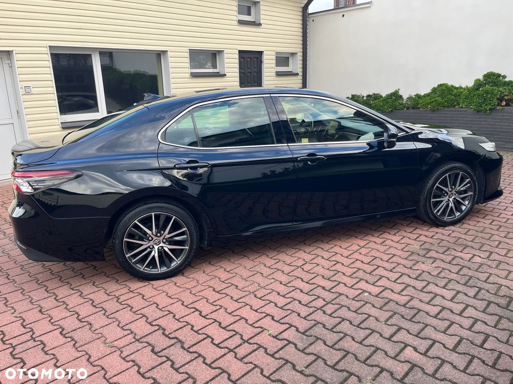 Toyota Camry 2.5 Hybrid Executive CVT - 10