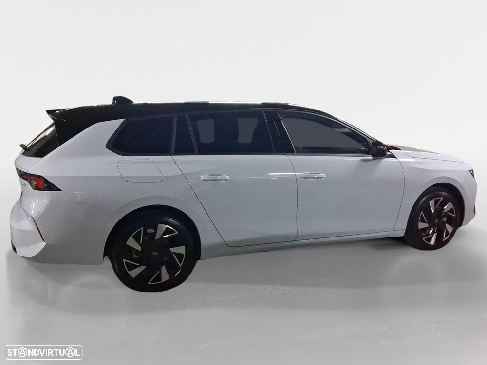 Opel Astra Sports Tourer - 5