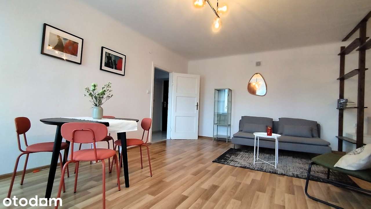 Muranów |42m²|Klimatyczne mieszkanie w kamienicy z widokiem na centrum