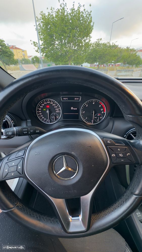 Mercedes-Benz A 180 CDI (BlueEFFICIENCY) - 39