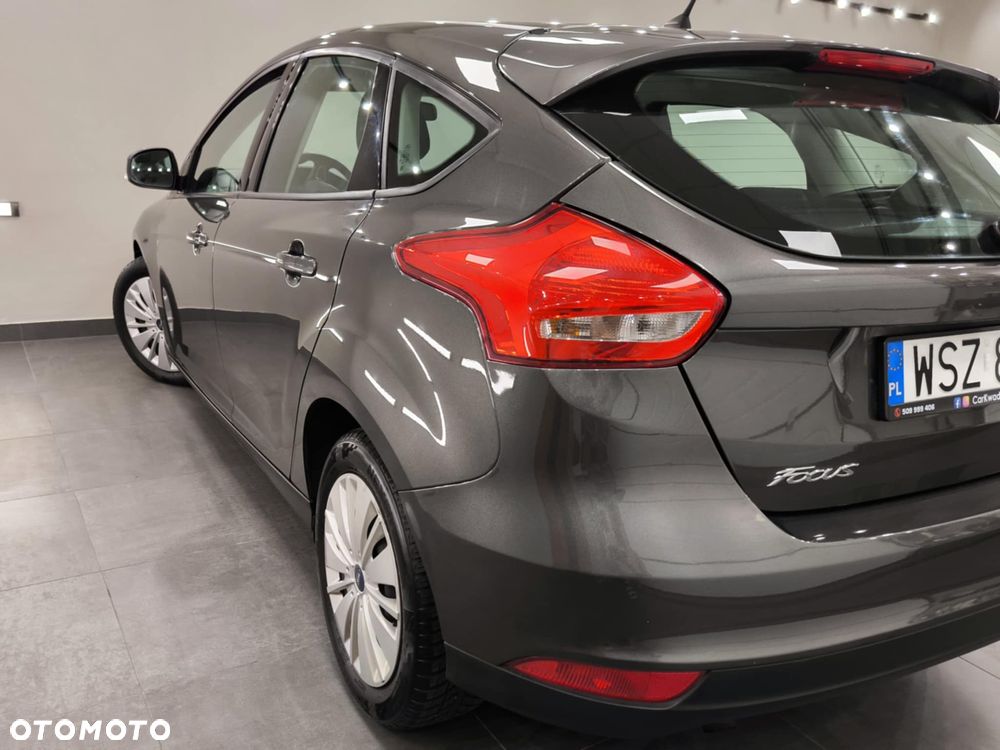 Ford Focus 1.0 EcoBoost Trend - 5