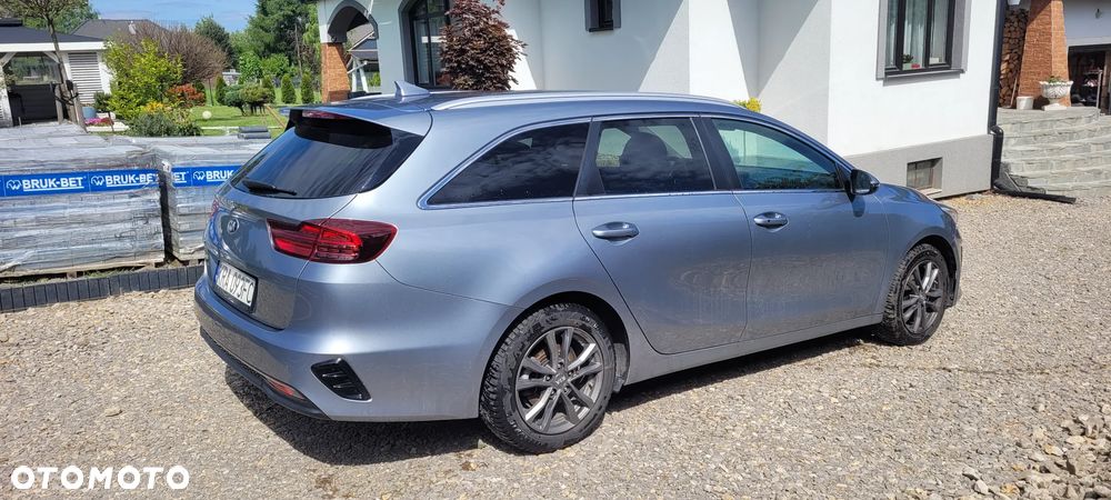 Kia Ceed 1.6 CRDi SCR L Business Line - 6