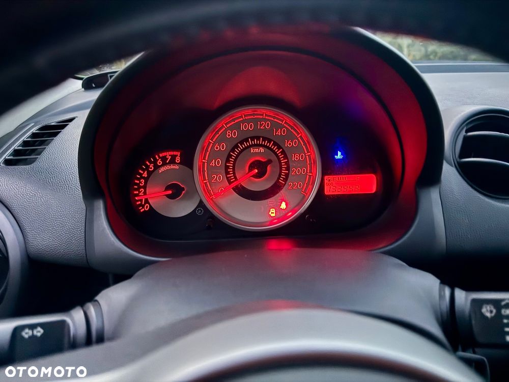 Mazda 2 1.3 Exclusive - 8