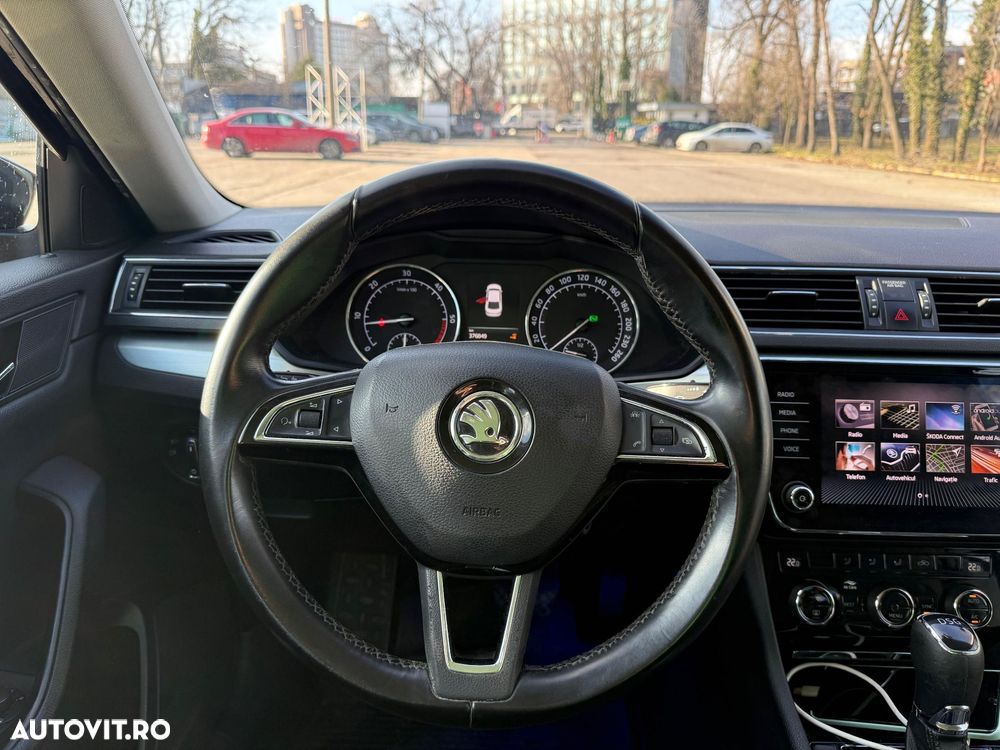 Skoda Superb 1.6 TDI DSG Style - 35