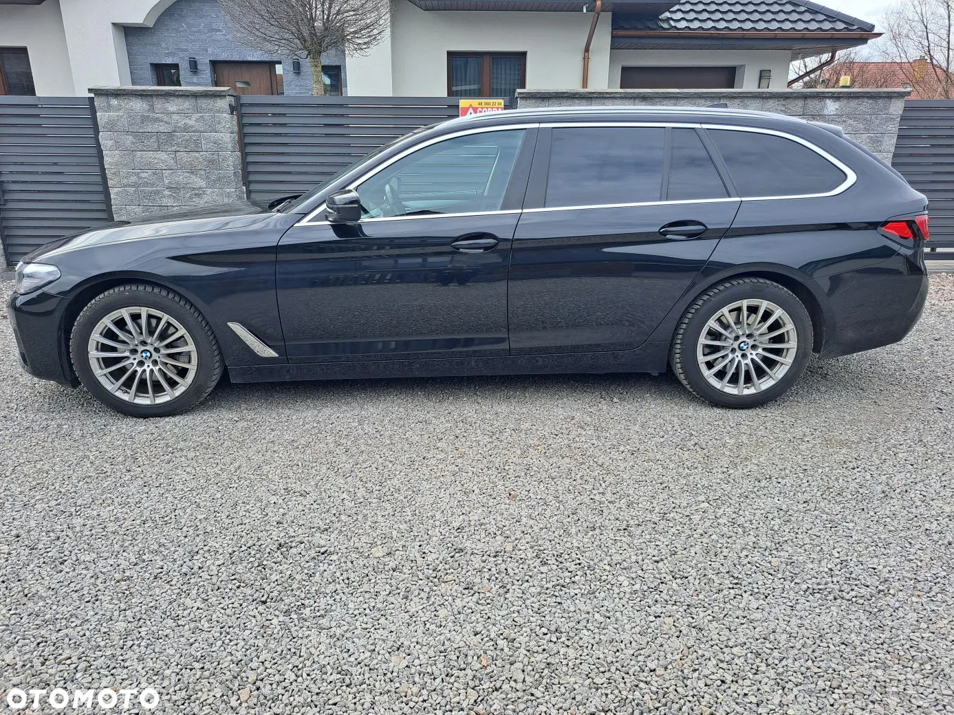 BMW Seria 5 520d Touring - 2