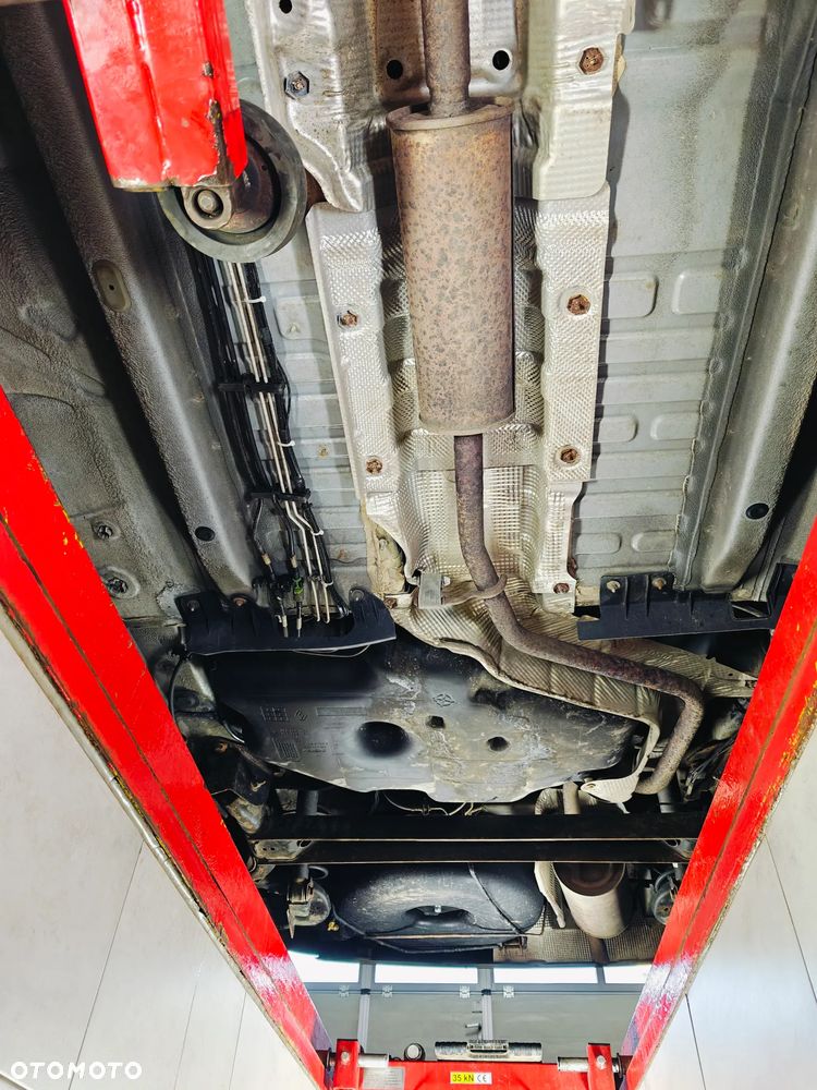 Dacia Lodgy 1.6 SCe Stepway S&S - 35