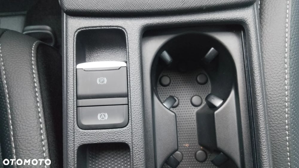 Skoda Octavia 1.5 TSI e-TEC DSG Sportline - 28