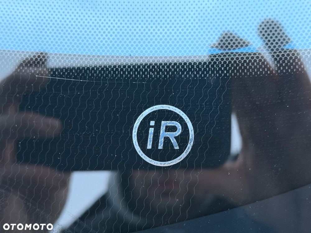 Ford Galaxy 2.0 TDCi Titanium - 25