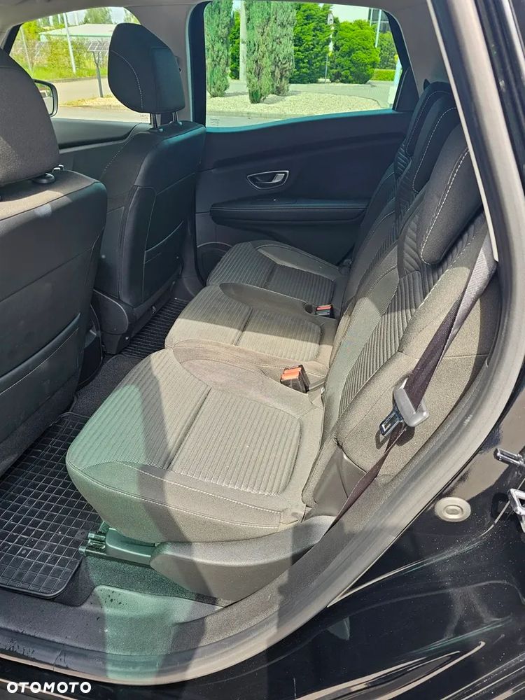 Renault Scenic BLUE dCi 120 BUSINESS EDITION - 9