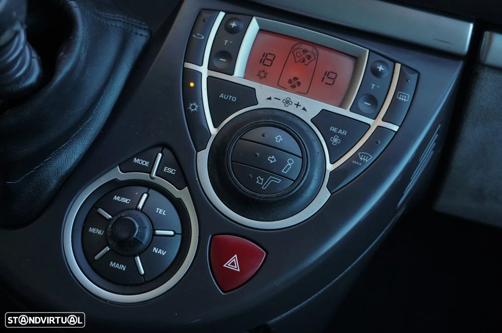 Peugeot 807 2.0 HDi Navteq - 38
