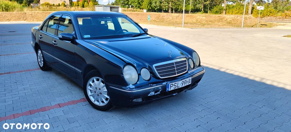 Mercedes-Benz Klasa E - 1