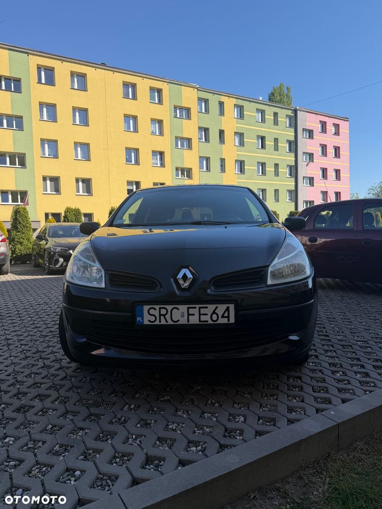 Renault Clio 1.2 16V 75 Dynamique - 25