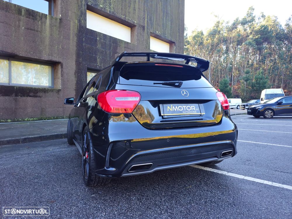 Mercedes-Benz A 45 AMG 4Matic Speedshift 7G-DCT - 16