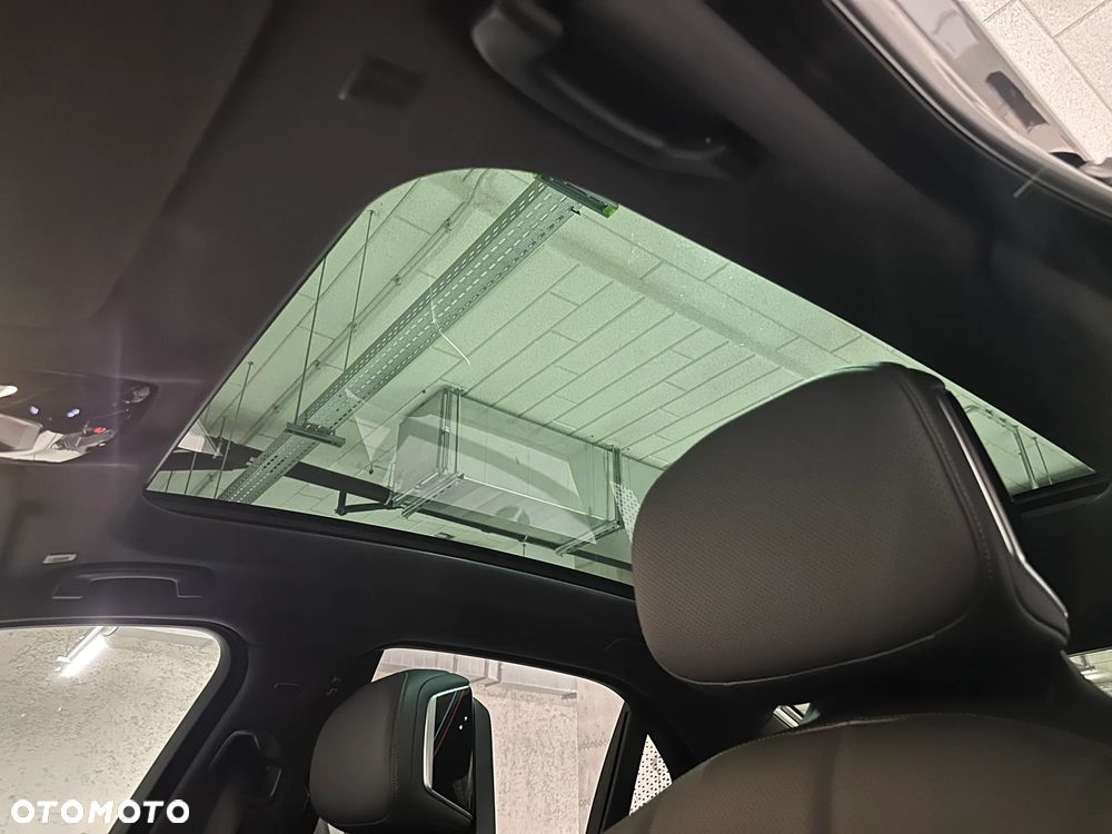 BMW Seria 7 - 32