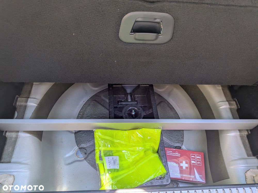 Opel Astra 1.6 CDTI Cosmo - 21
