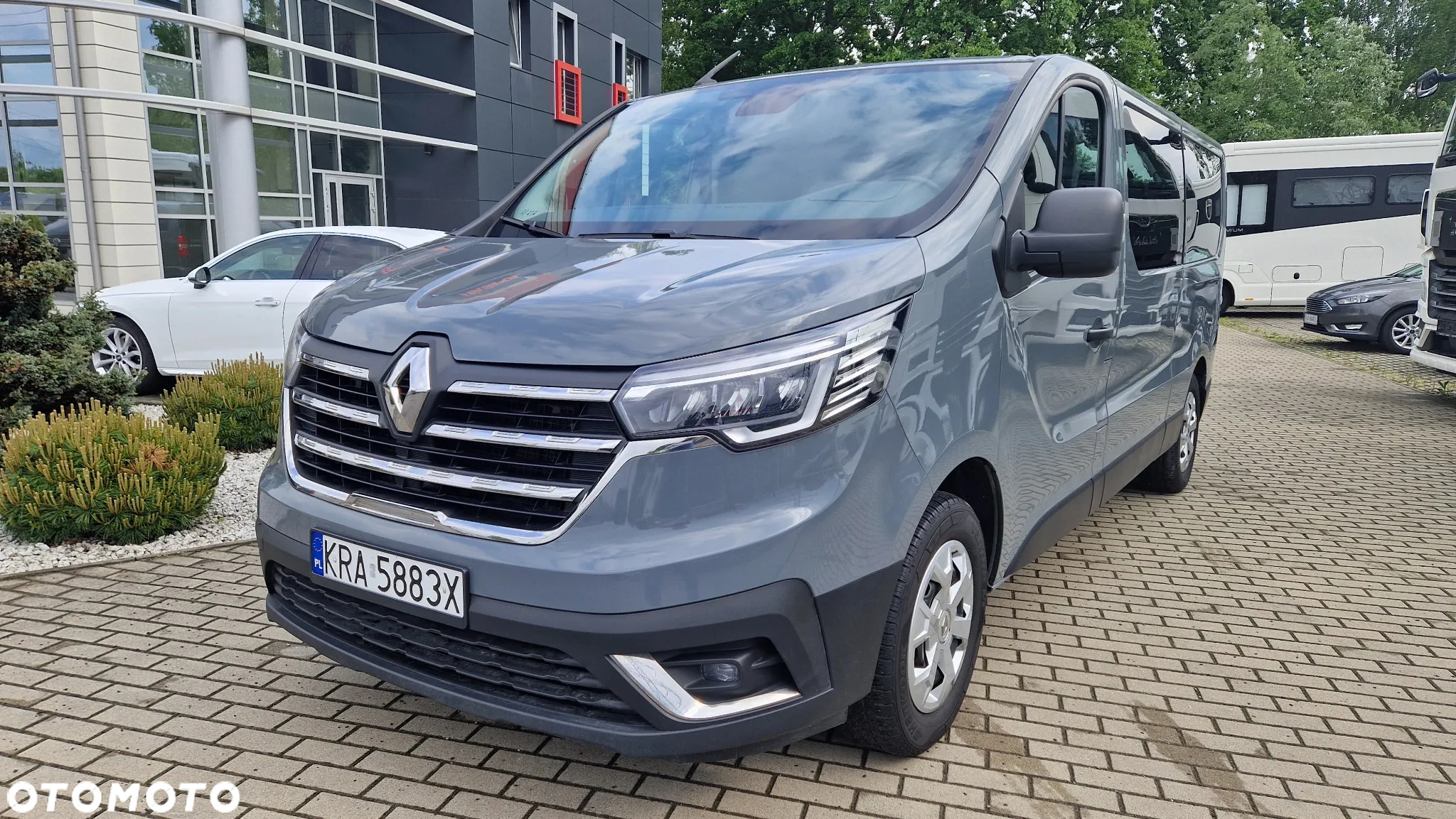 Renault Trafic - 2