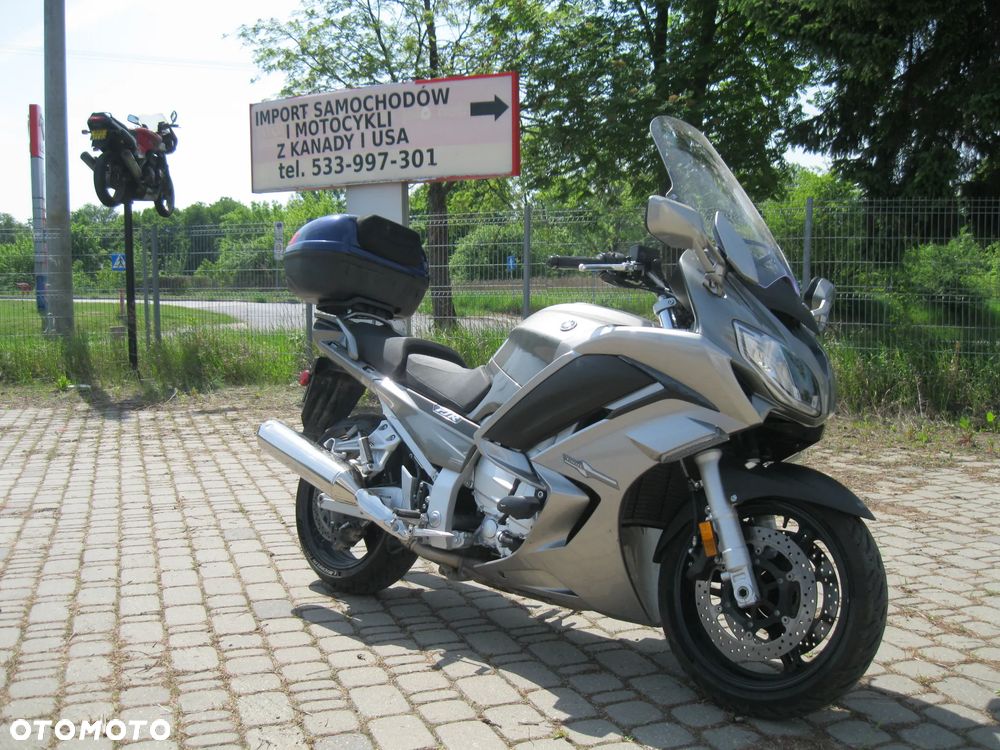 Yamaha FJR - 1