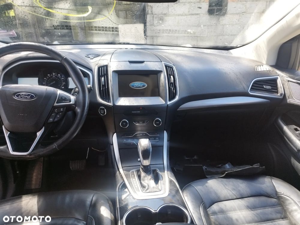 Ford Edge - 7