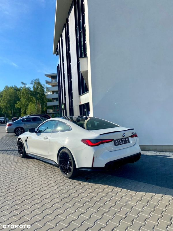 BMW M4 Competition - 5