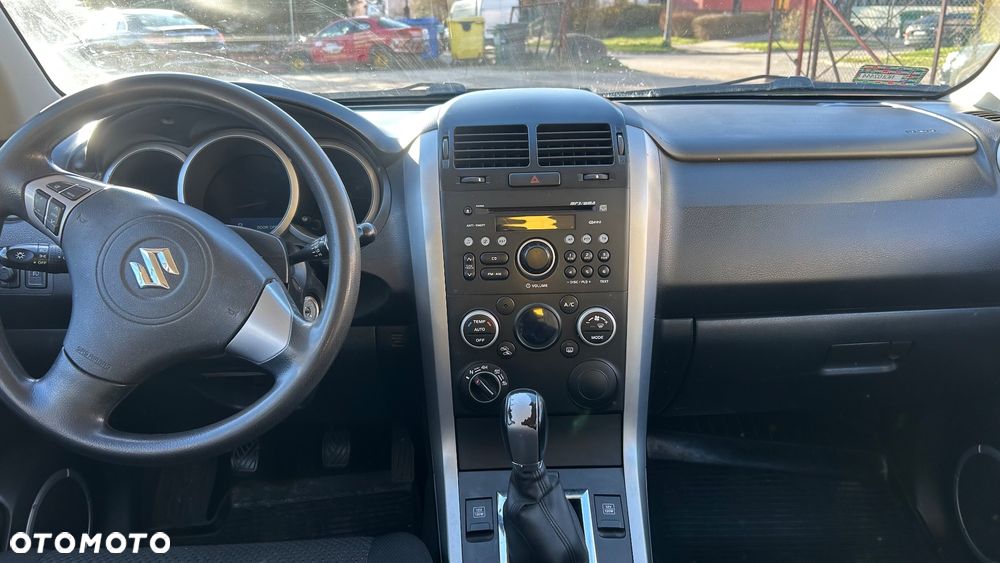 Suzuki Grand Vitara 1.9 DDiS - 4
