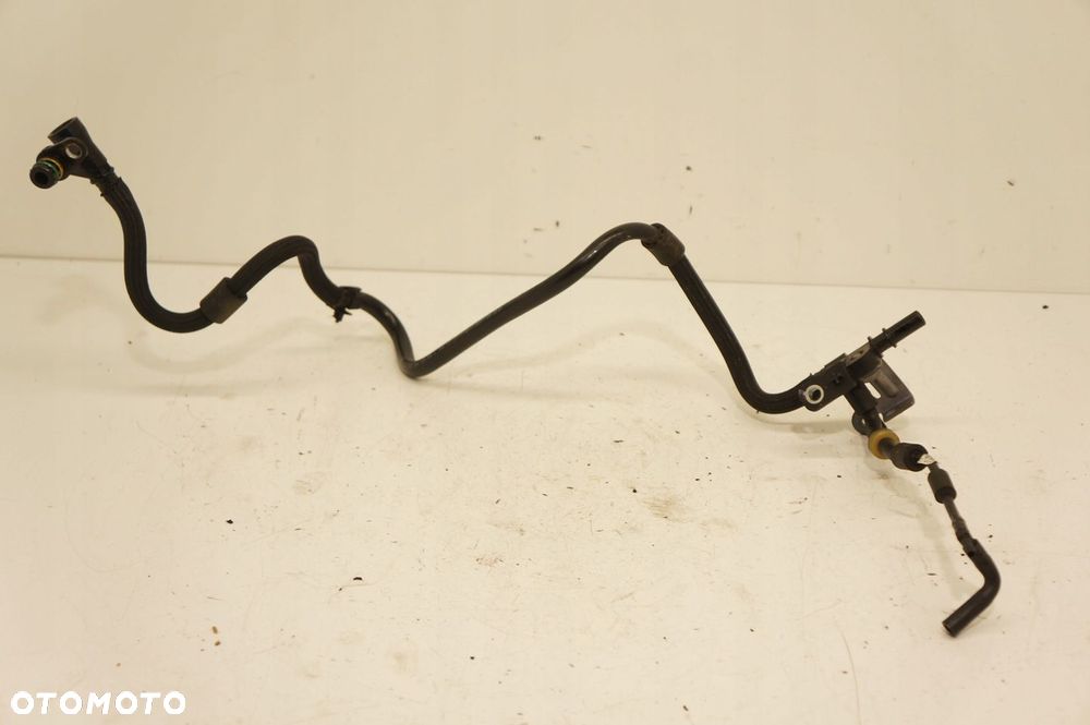 RURKA PRZEWÓD PODIŚNIENIA VW GOLF SEAT LEON AUDI A3 1,6 TDI 04L129456E - 2