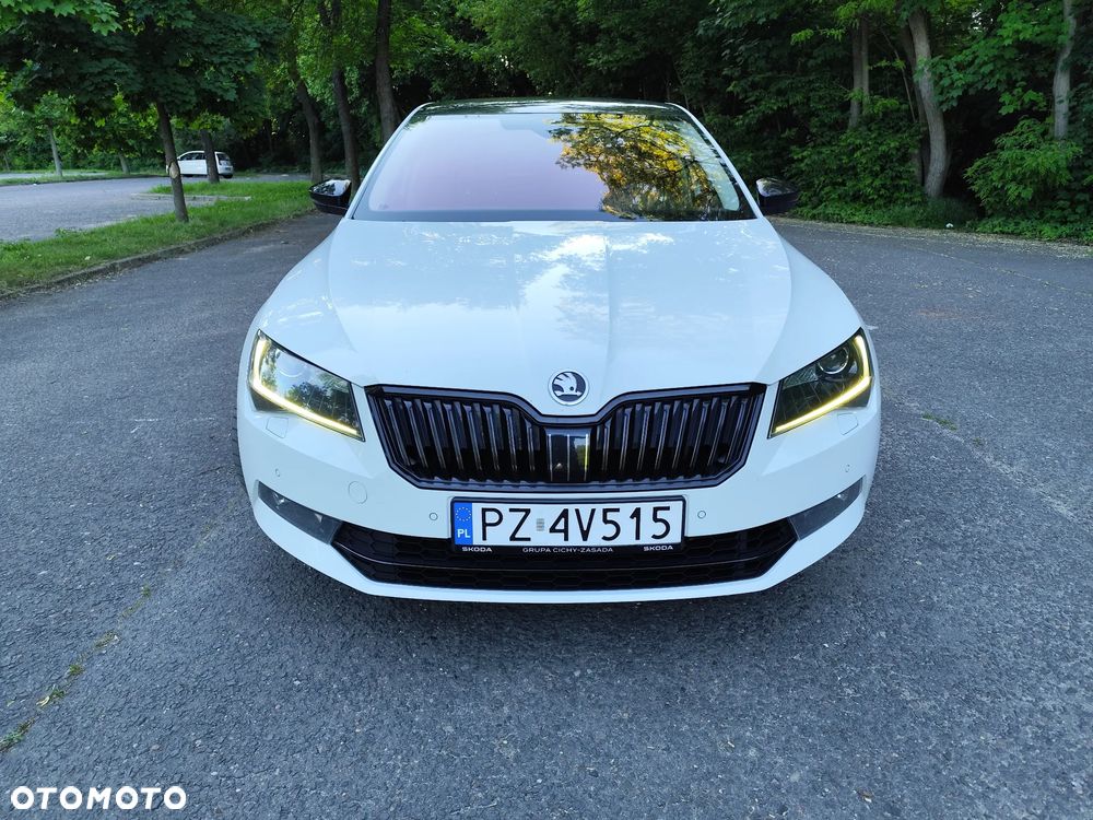 Skoda Superb 2.0 TSI 4x4 L&K DSG - 17