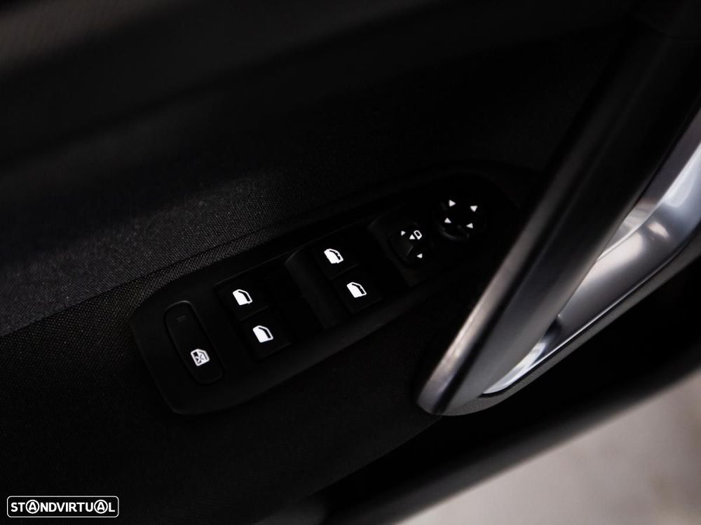 Peugeot 308 SW 1.5 BlueHDi Style - 23