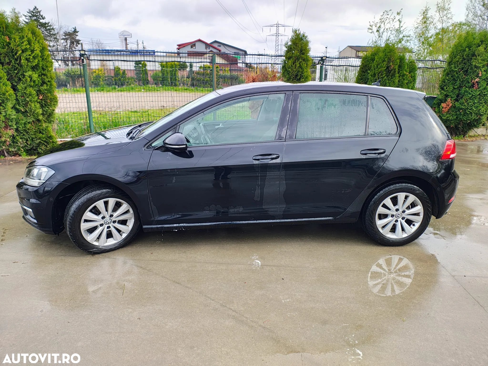 Volkswagen Golf 1.6 TDI Comfortline - 5